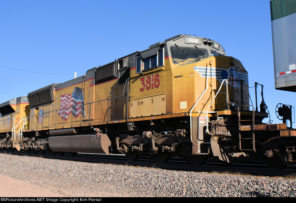 UP 3818 Mid-Train DPU